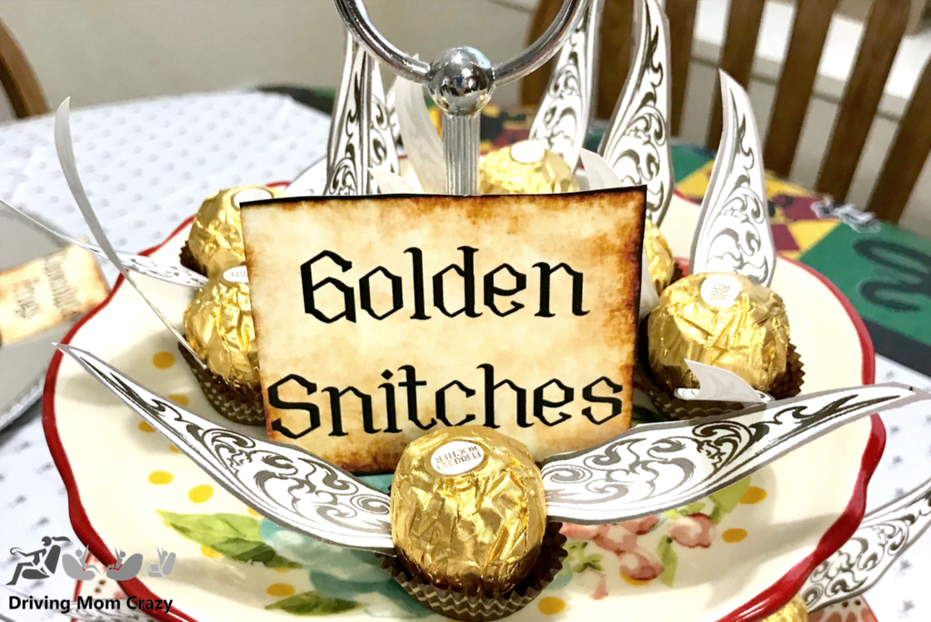 Harry Potter birthday party snacks with printables. Golden snitch DIY with ferrero rocher.