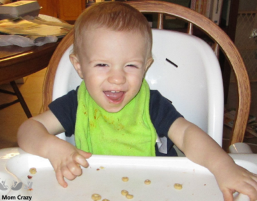 toddler eating snack